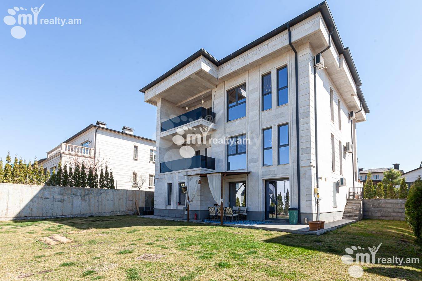 House for sale ناحیه V.., واهاگنی ایروان, 155105