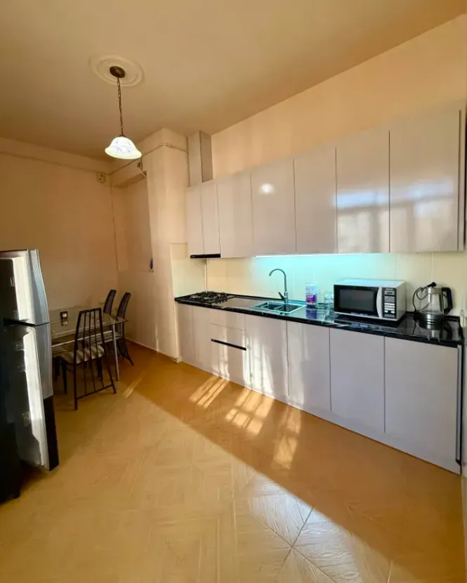 3 bedroom apartment for rent خیابان تومانیان, مرکز شهر ایروان, 161802