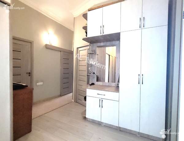 3-bedroom/apartment-for-rent/Mashtots+Ave/Center/Yerevan