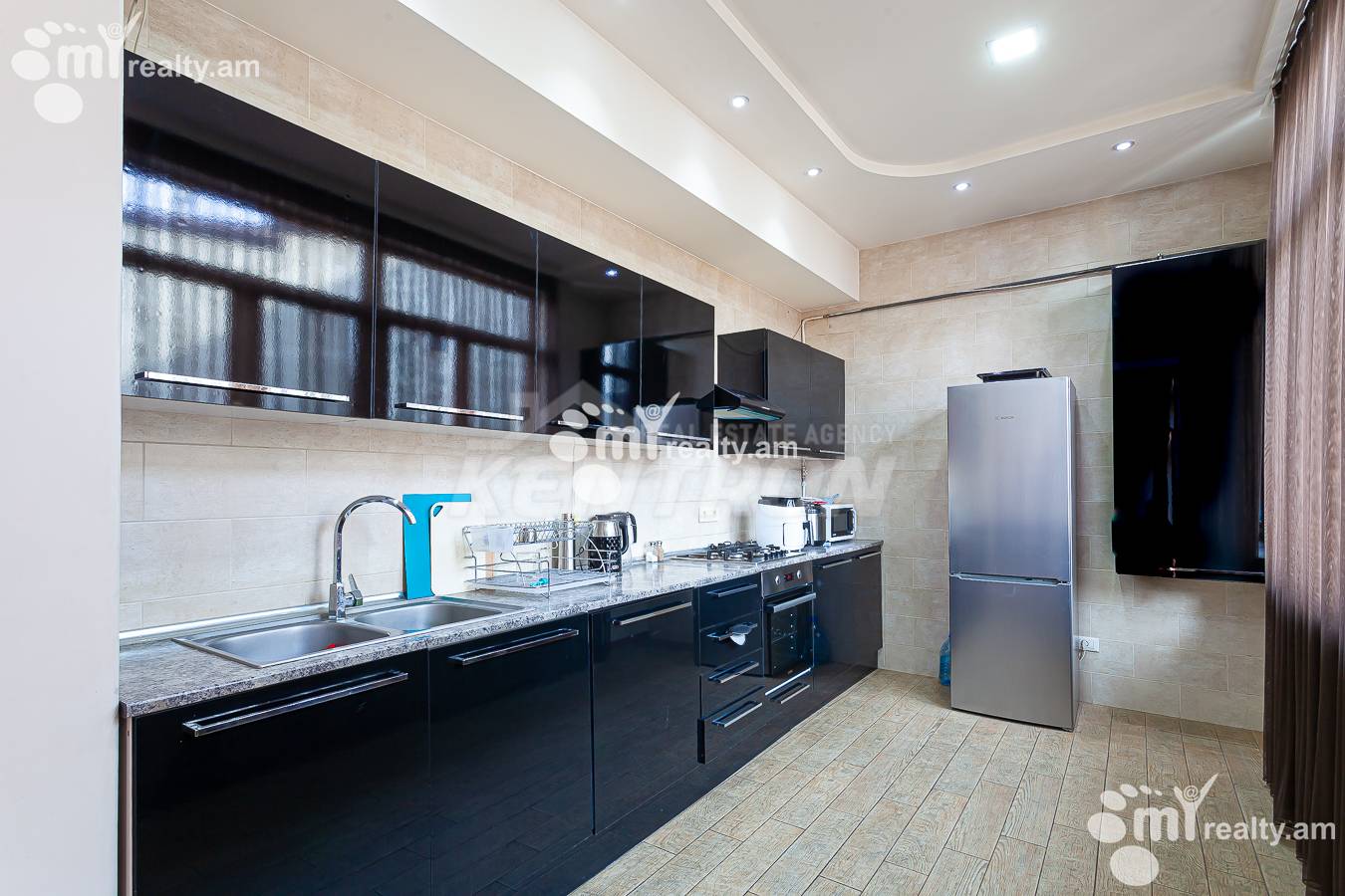 3 bedroom apartment for sale Tumanyan St, Center Yerevan, 145339