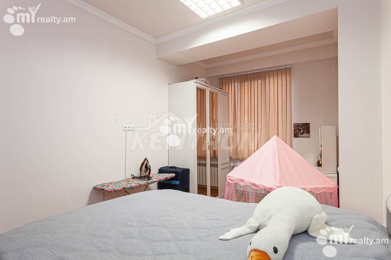 3 bedroom apartment for sale Adonts St, Arabkir Yerevan, 152627
