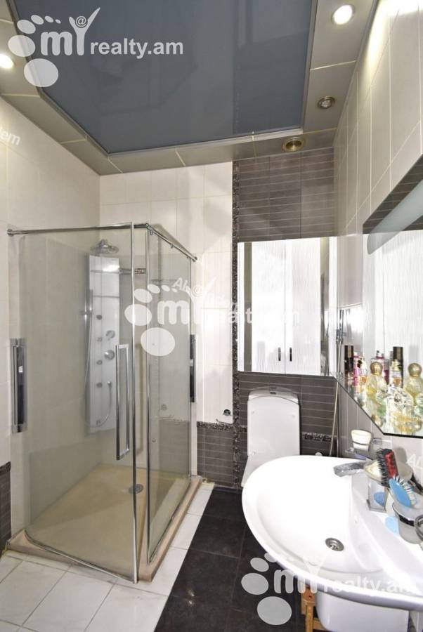 Снять 3 комнатную квартиру Туманян ул, Центр Ереван, 128055