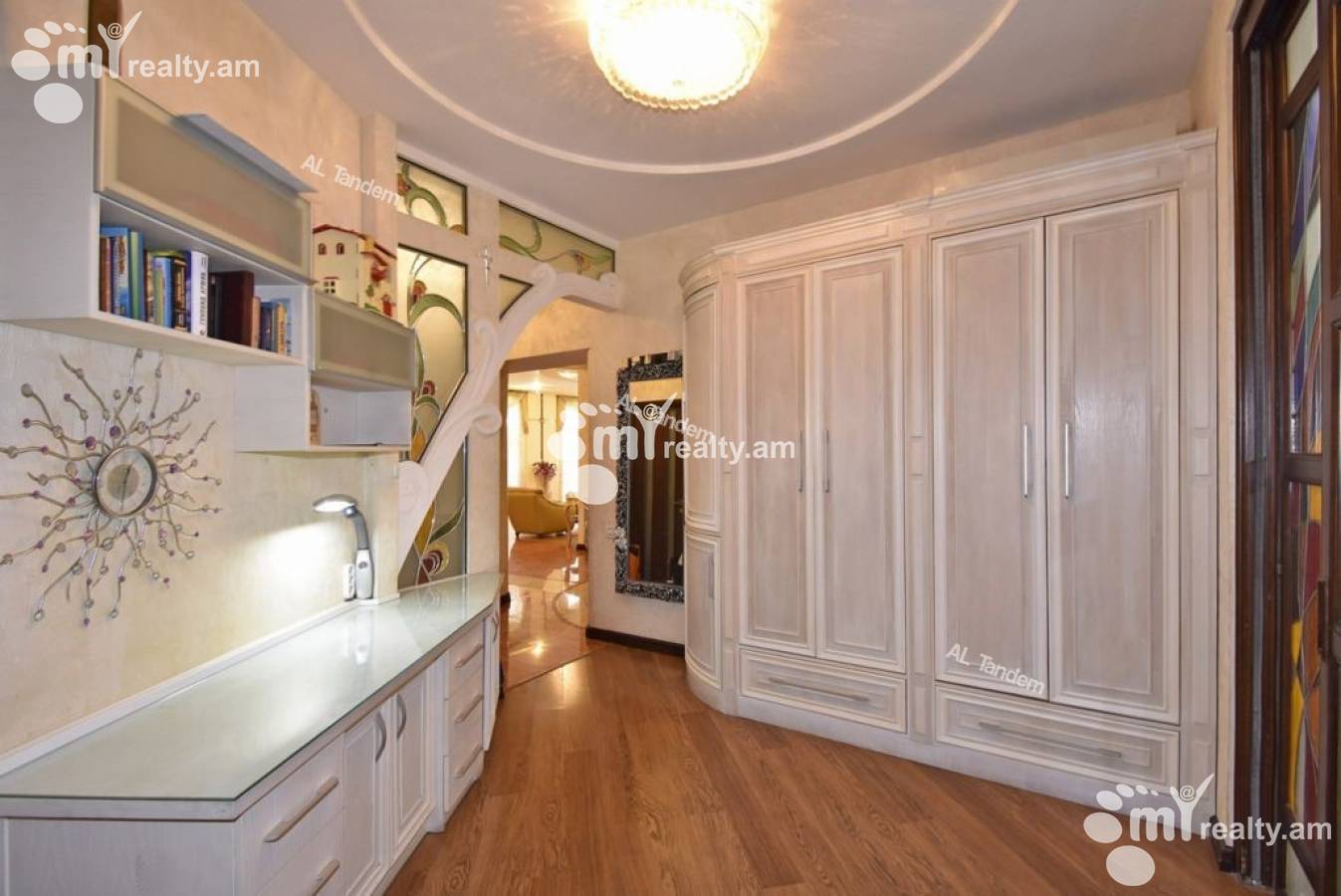 Снять 3 комнатную квартиру Туманян ул, Центр Ереван, 128055