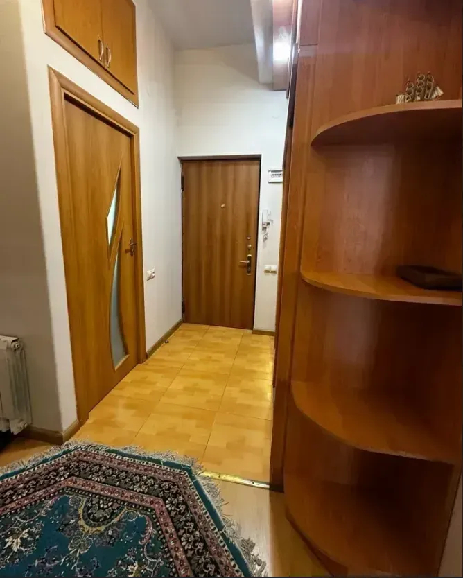 3 սենյականոց բնակարան վարձով Սարյան փող, Կենտրոն Երևան, 161772