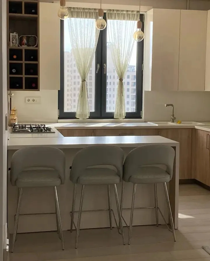 4 bedroom apartment for sale خیابان ا. تیگرانیان, عربگیر ایروان, 159855