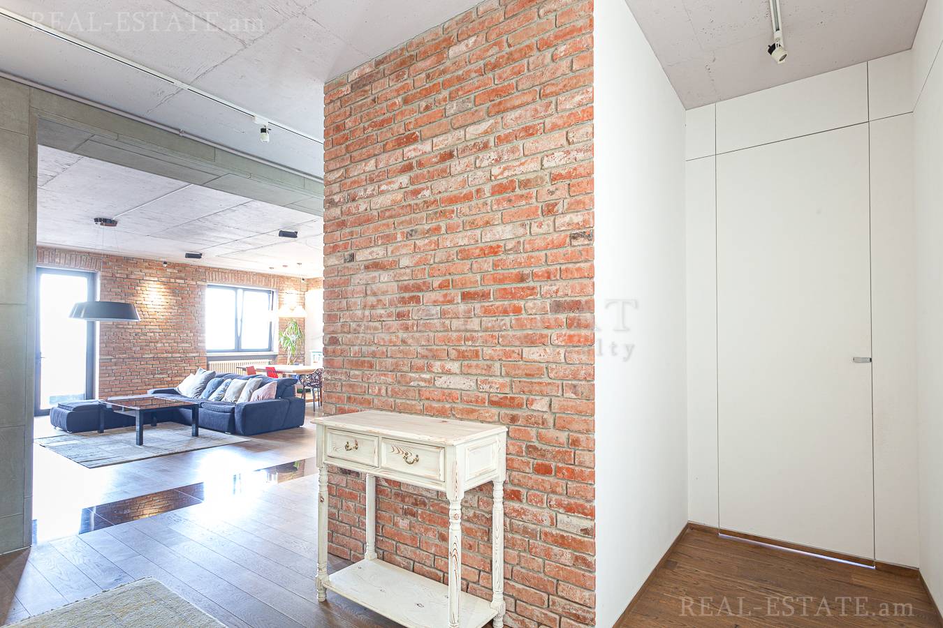 2 bedroom apartment for sale Antarayin St, Center Yerevan, 144593