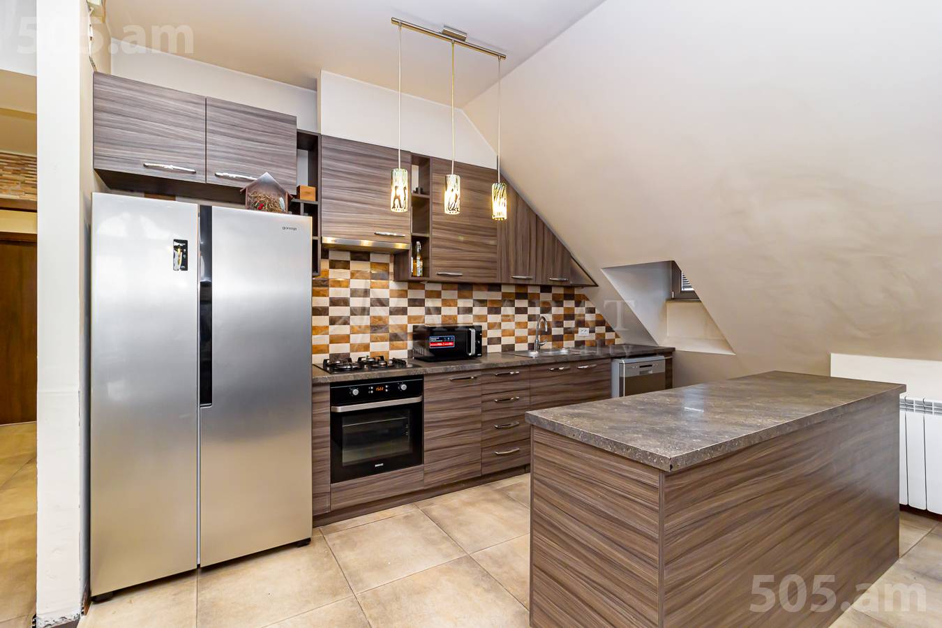 3 սենյականոց բնակարան  Անտառային փող, Կենտրոն Երևան, 153225