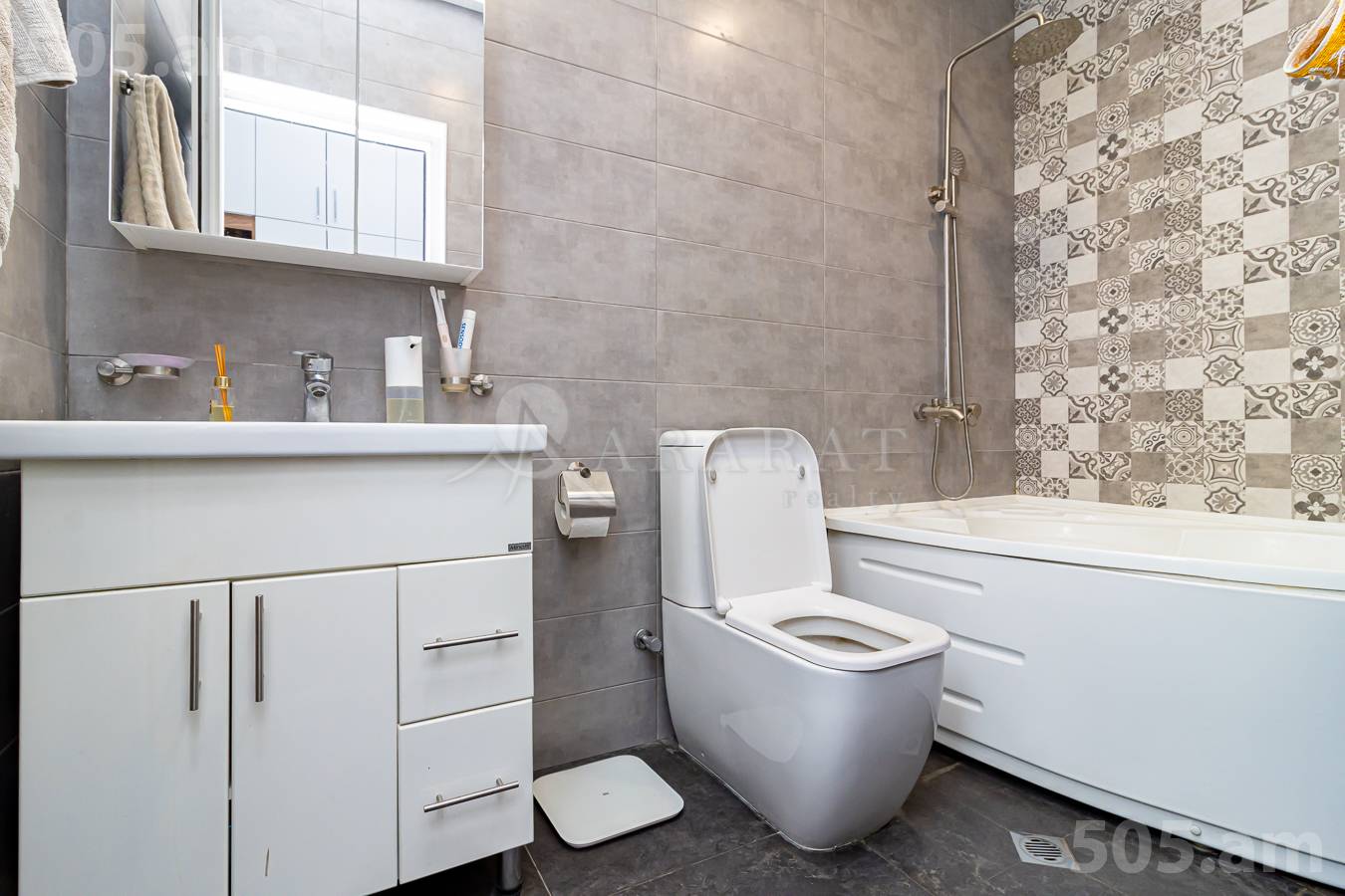 2 սենյականոց բնակարան  Անտառային փող, Կենտրոն Երևան, 136770