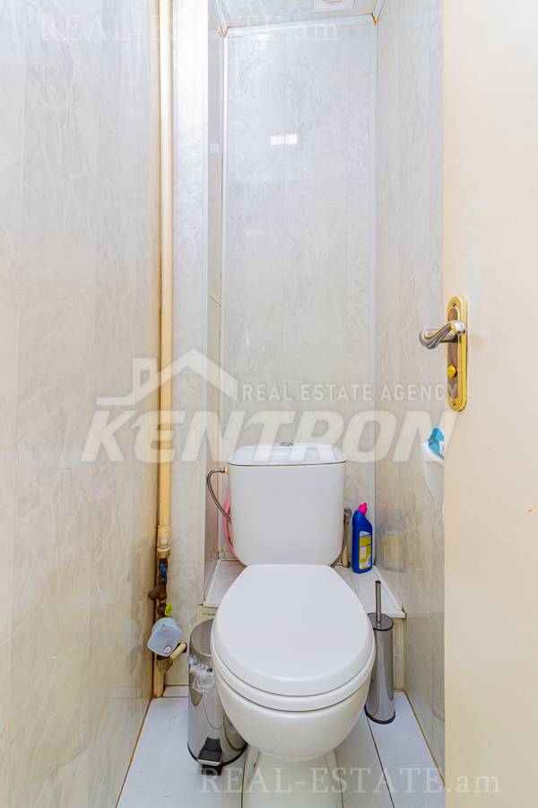 3 bedroom apartment for sale Saryan St, Center Yerevan, 135755