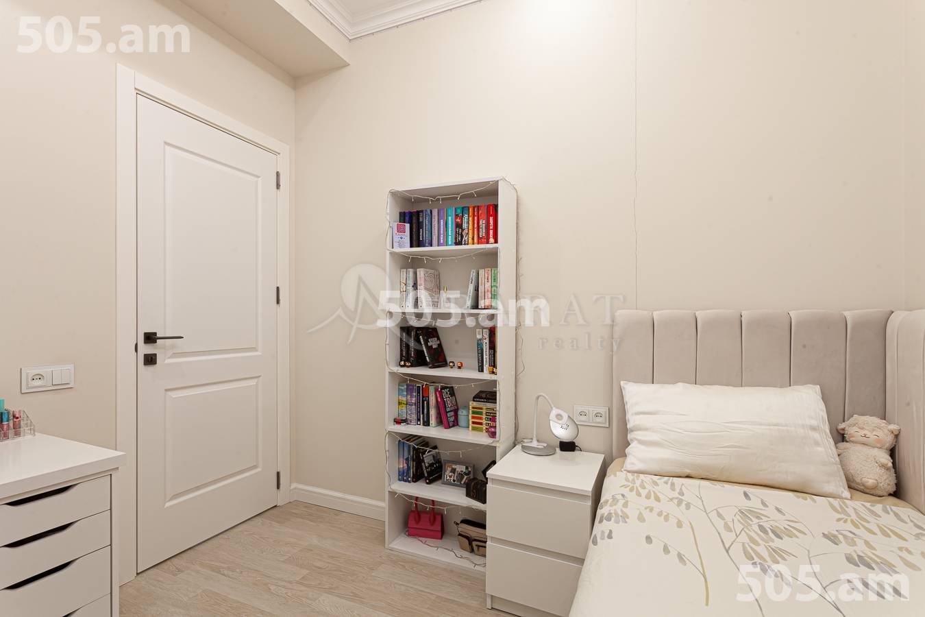 3 սենյականոց բնակարան  Միկոյան փող, Դավթաշեն Երևան, 156392