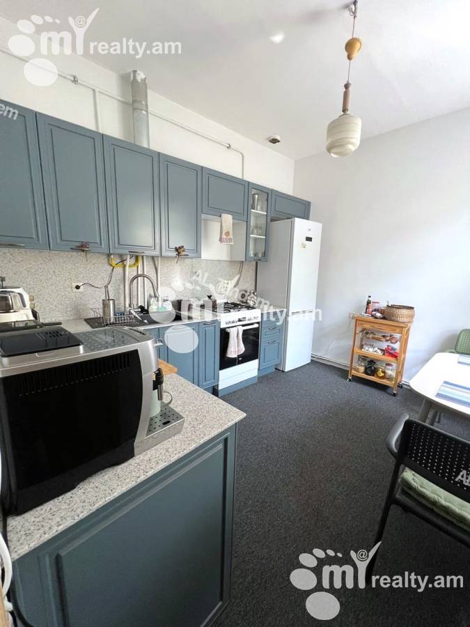 Купить дом Агюсагорцнер  ул, Центр Ереван, 153402