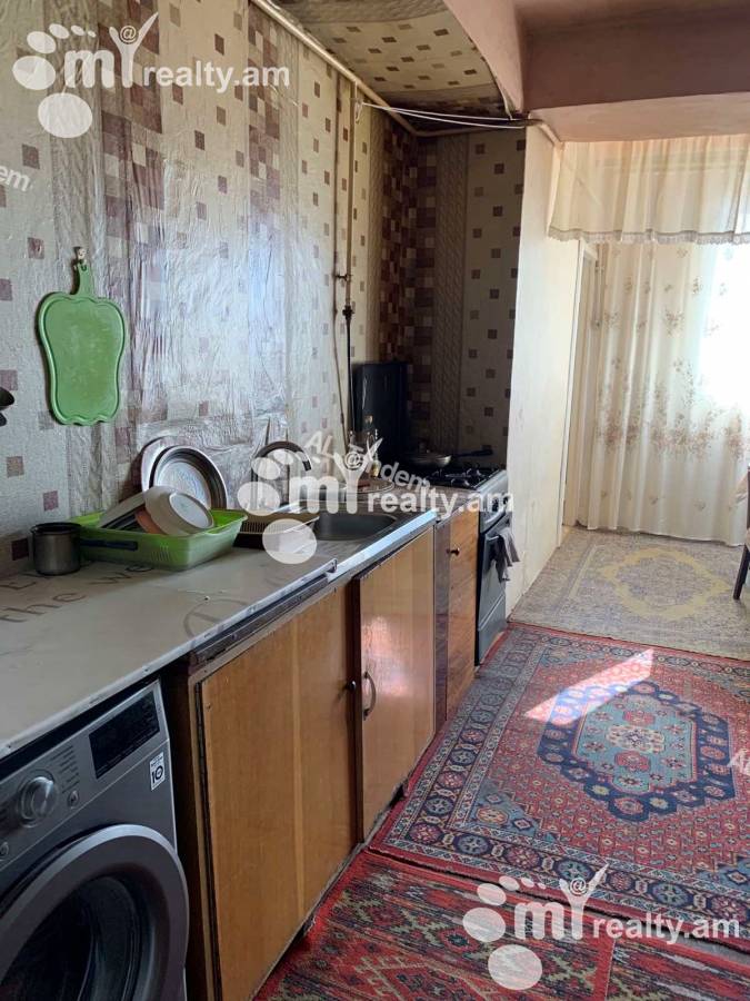 4 սենյականոց բնակարան  Ա. Ավետիսյան փող, Արաբկիր Երևան, 134189