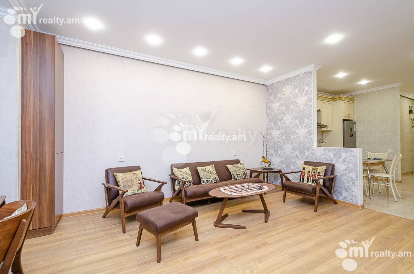 Купить 2 комнатную квартиру Терян ул, Центр Ереван, 152356