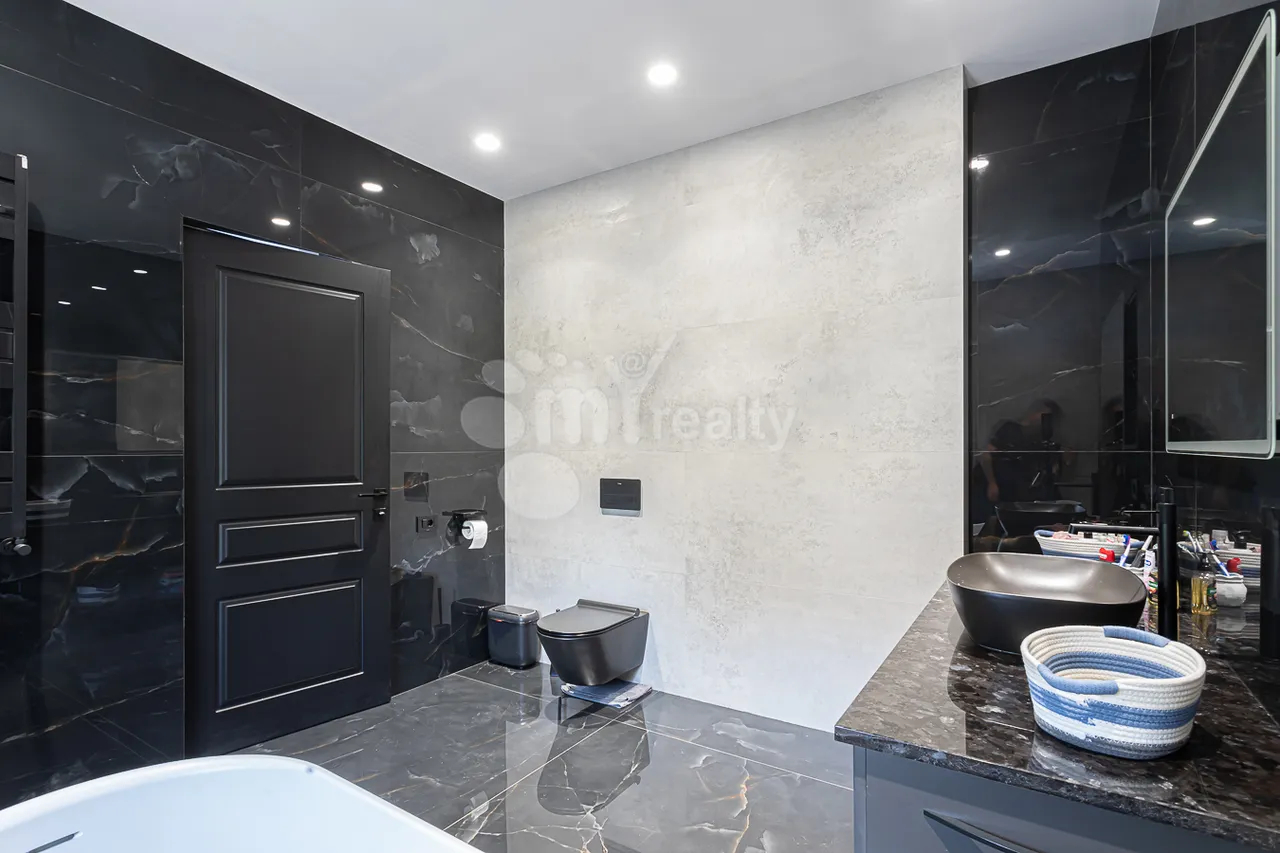 House for sale Duryan disrtict, Awan Yerevan, 157379