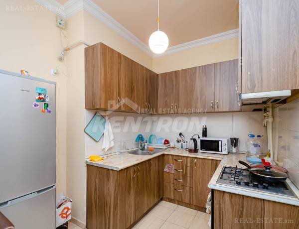 3-senyakanoc-bnakaran-vacharq-Yerevan-Center