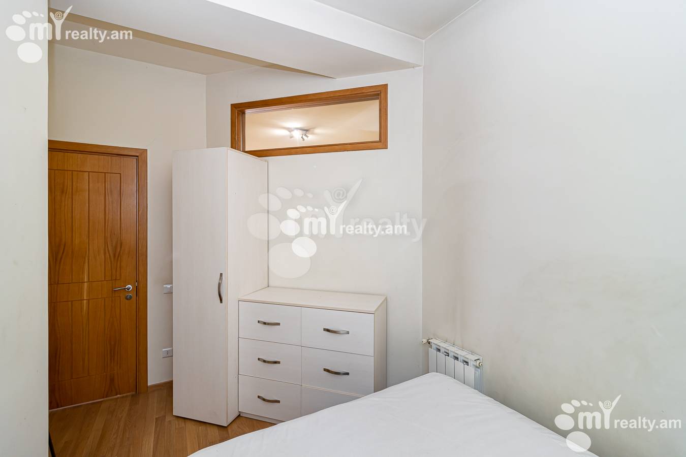 Купить 2 комнатную квартиру Антараин ул, Центр Ереван, 145080