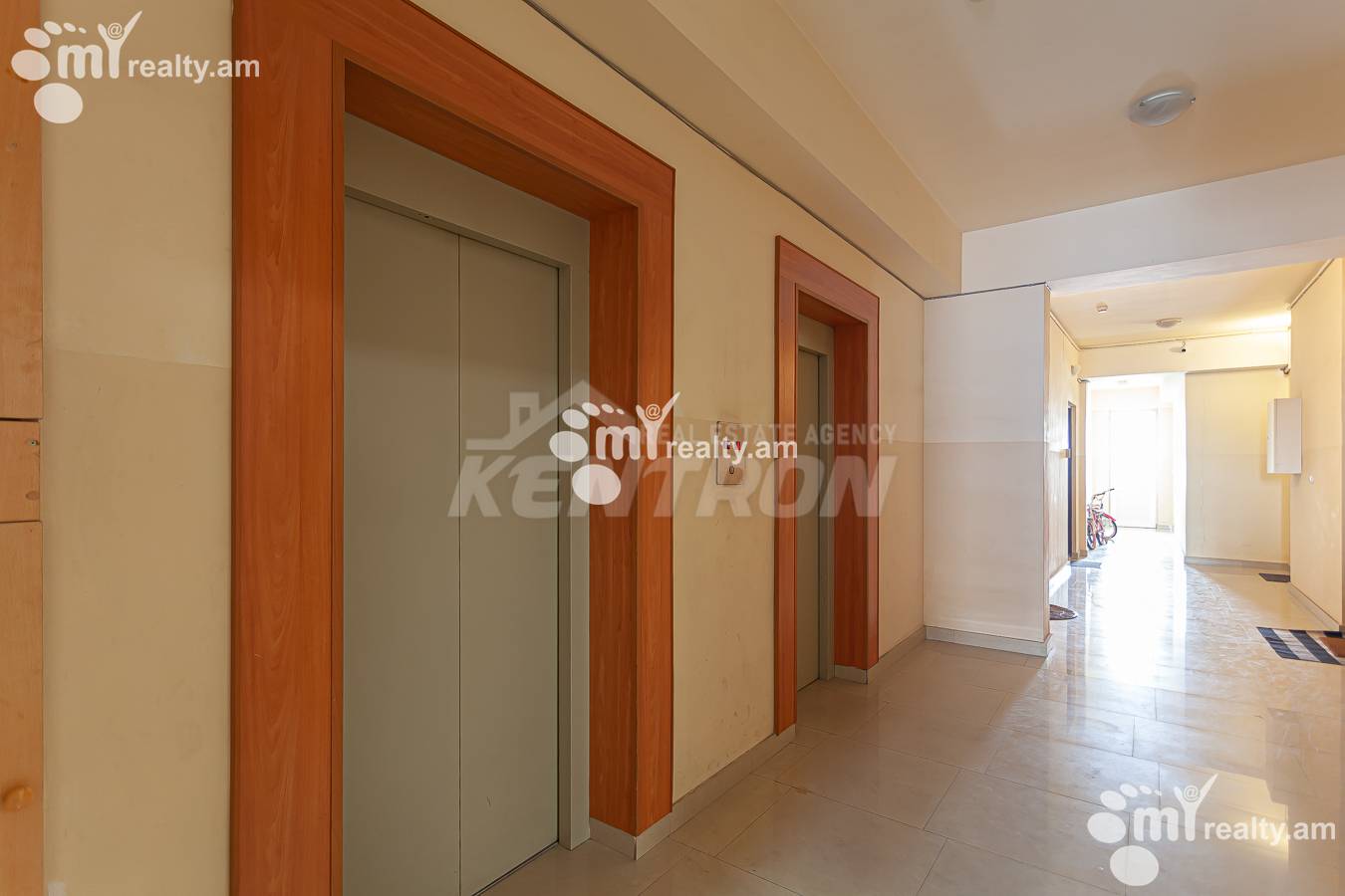 3 bedroom apartment for sale Gyulbenkyan St, Arabkir Yerevan, 142112