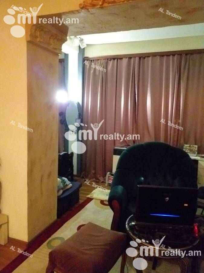 3 bedroom apartment for sale Nalbandyan St, Center Yerevan, 122893