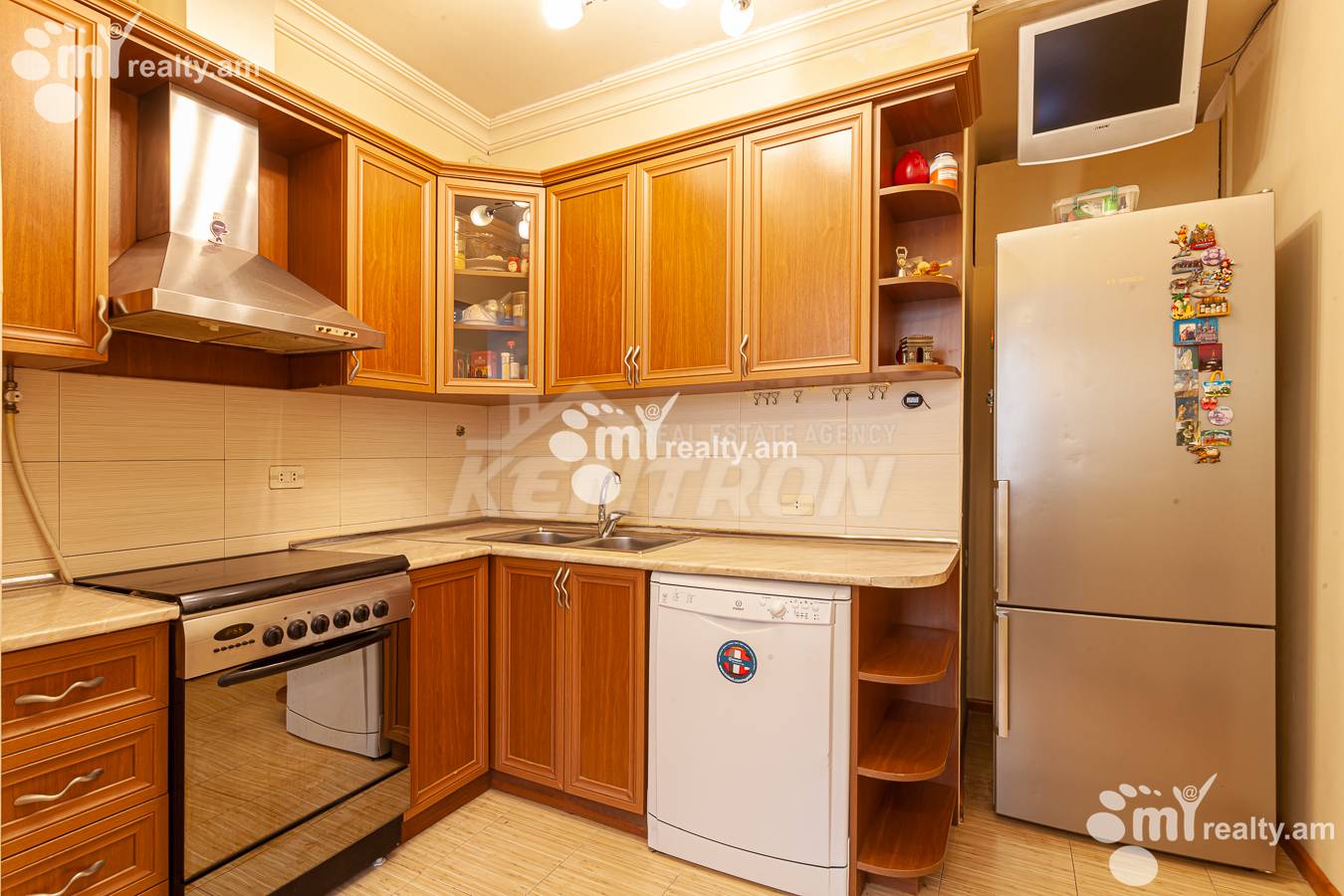 3 սենյականոց բնակարան  Աբովյան փող, Կենտրոն Երևան, 155439