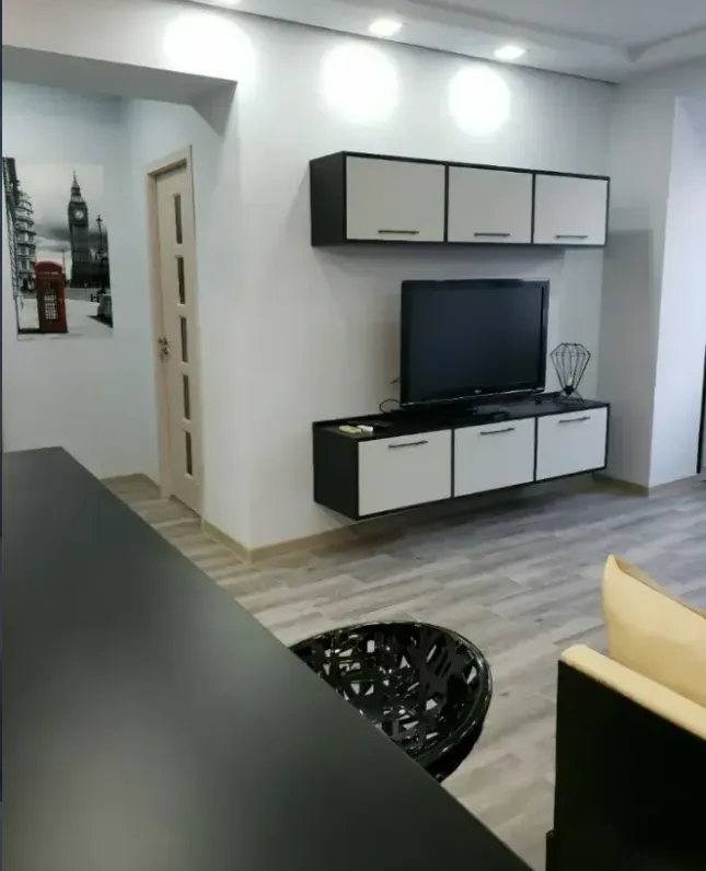 2 bedroom apartment for rent خیابان پارونیان, مرکز شهر ایروان, 159907