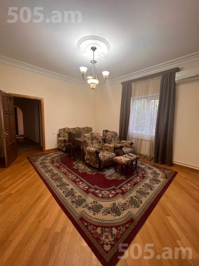 House for rent خیابان بارد زِرابِرد, مرکز شهر ایروان, 151661