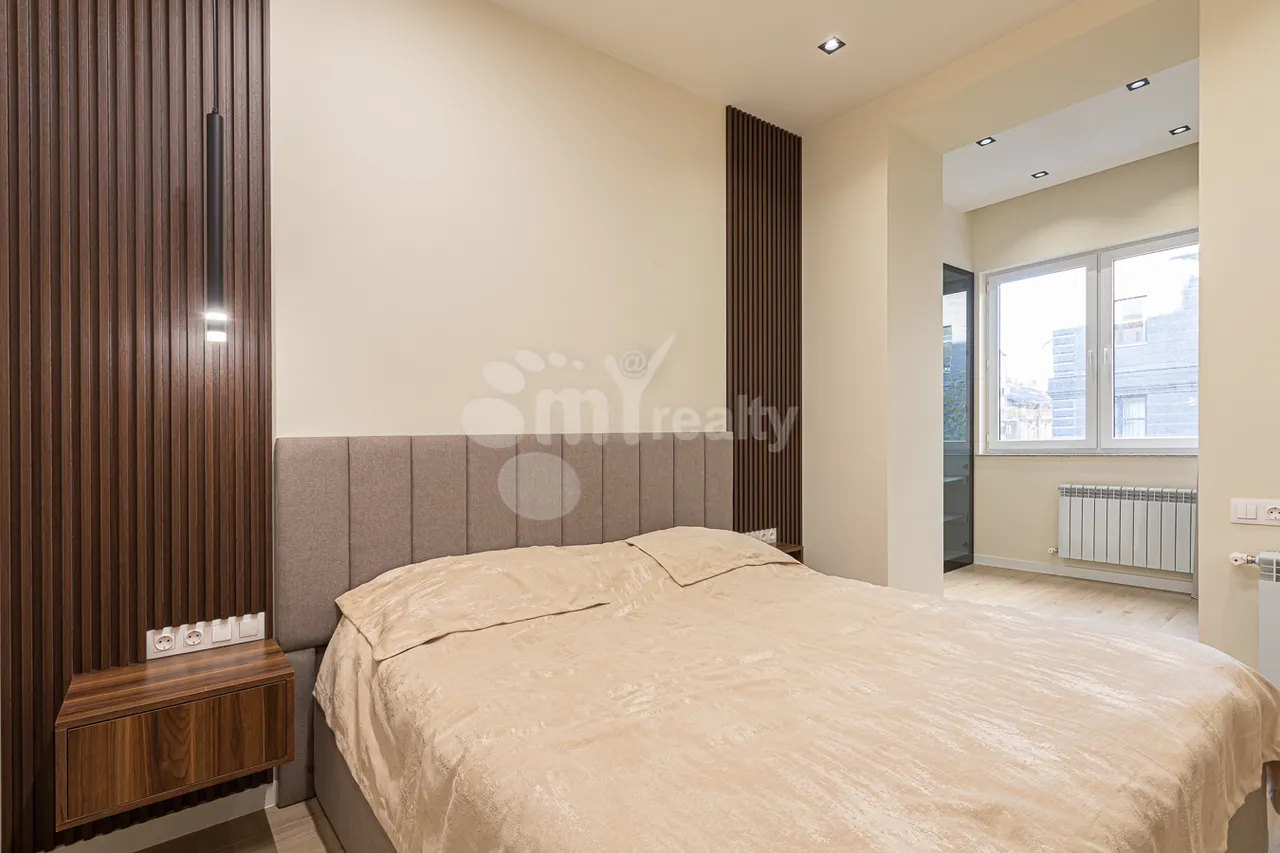 3 bedroom apartment for rent خیابان امیریان, مرکز شهر ایروان, 157289