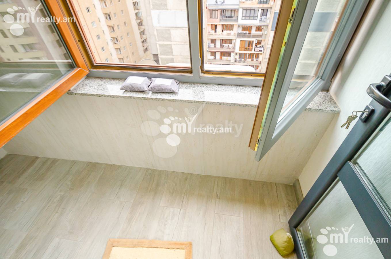 3 սենյականոց բնակարան  Եկմալյան փող, Կենտրոն Երևան, 153255