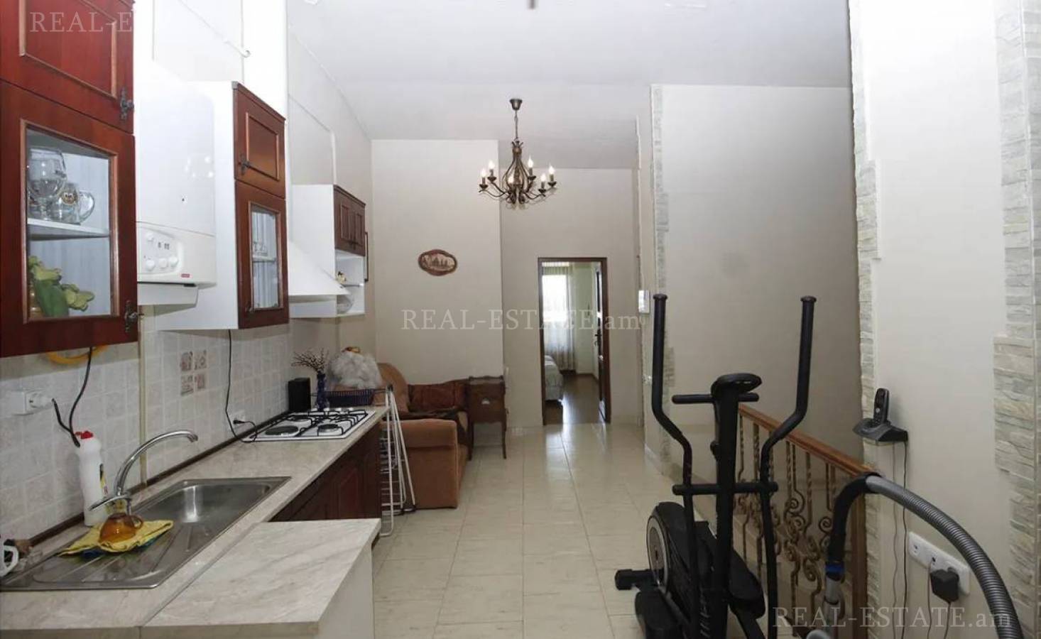 6 bedroom apartment for sale خیابان کیِفیان, عربگیر ایروان, 122919