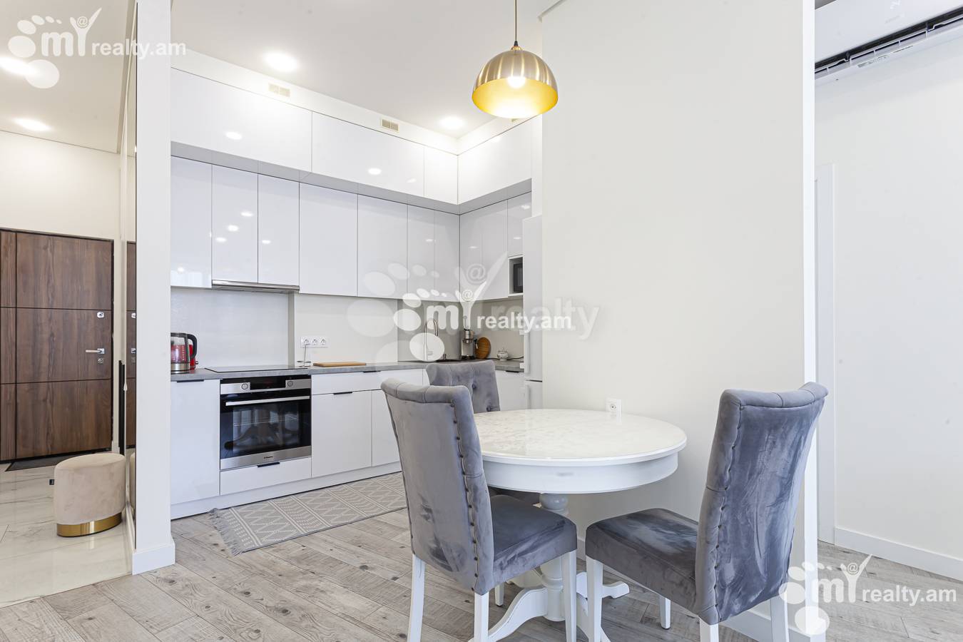 4 bedroom apartment for sale Tigran Petrosyan St, Davtashen Yerevan, 156080