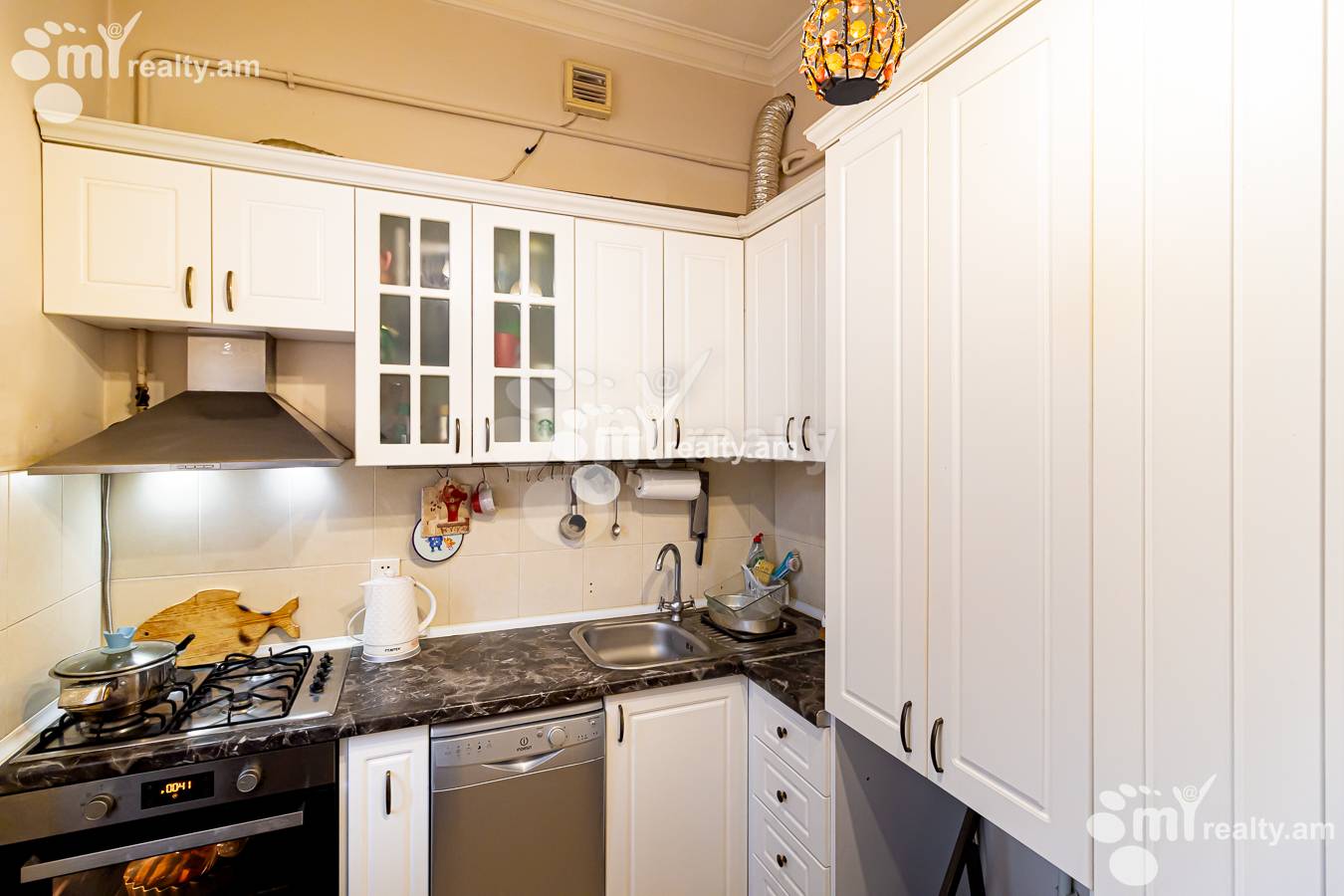 2 bedroom apartment for sale (خیابان باقرامیان (عربکیر, عربگیر ایروان, 154694