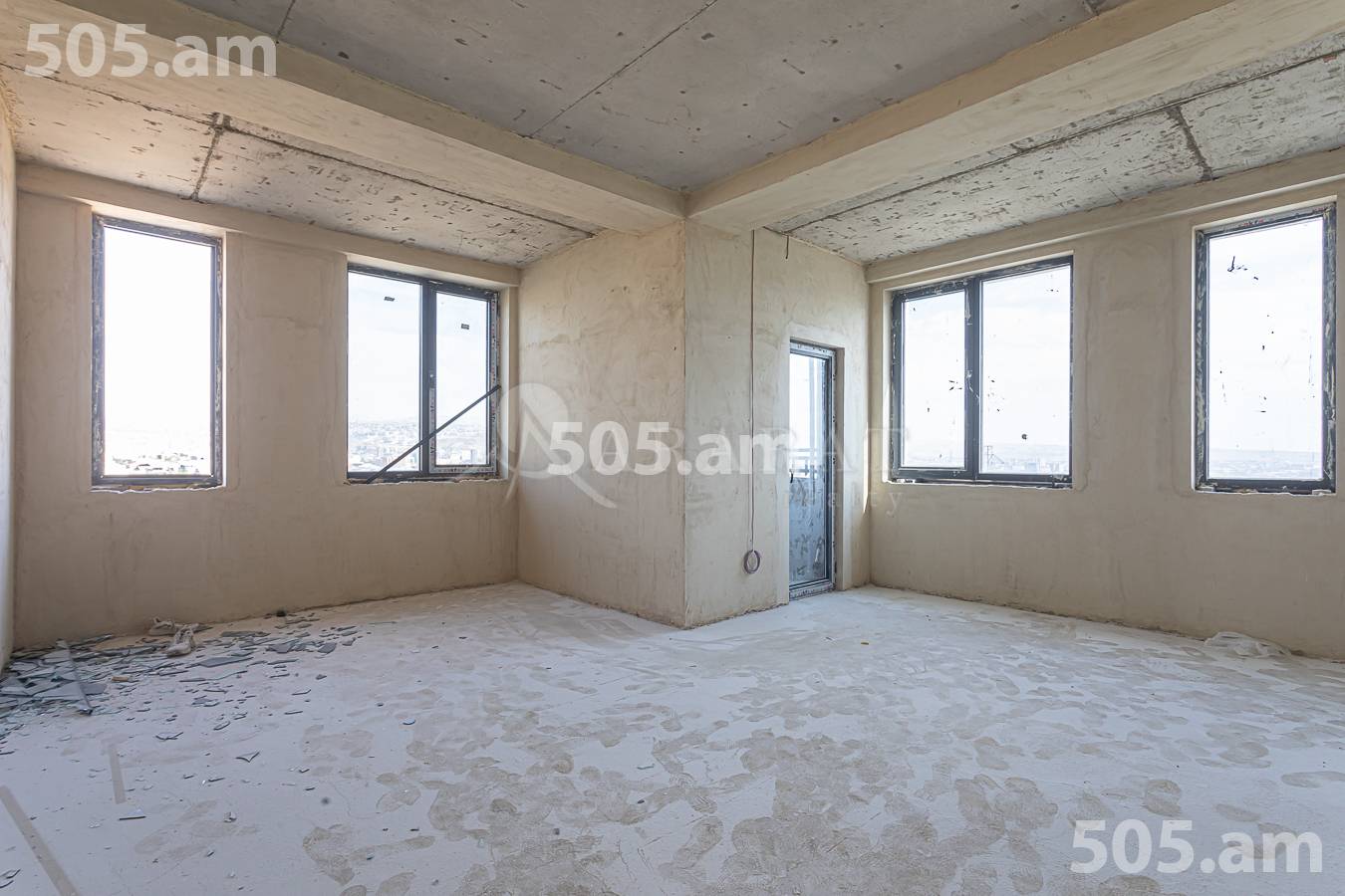 3 bedroom apartment for sale Tsovakal Isakov Ave, Center Yerevan, 156851