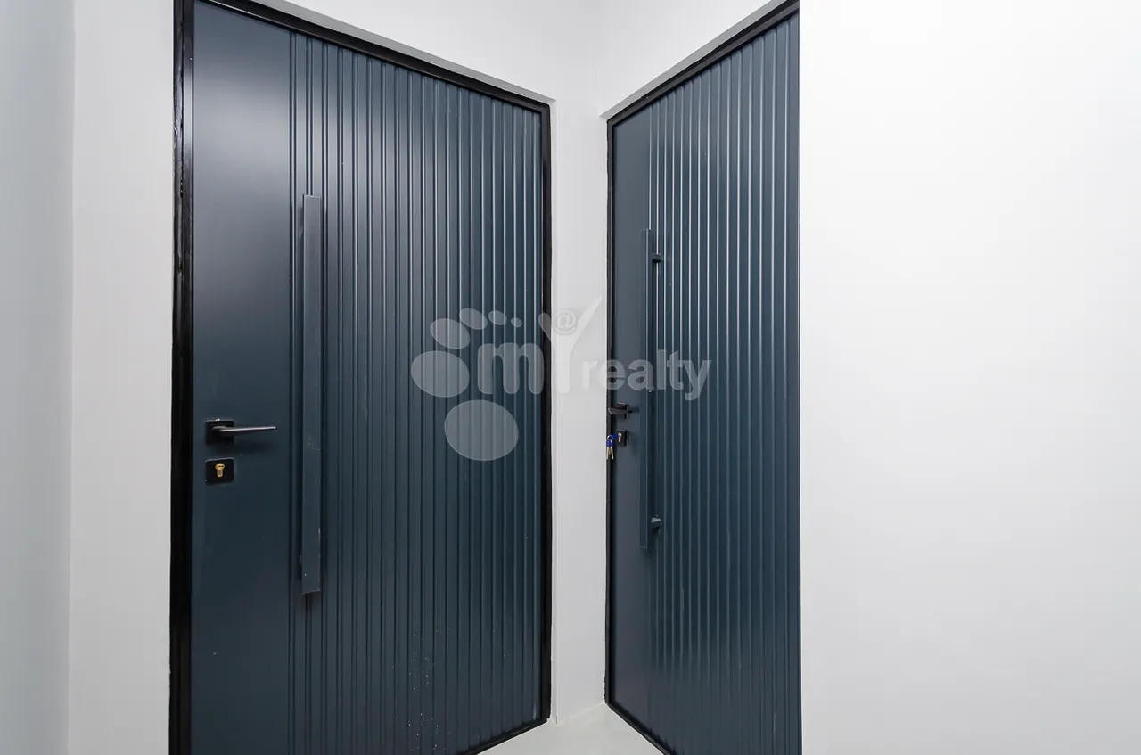 3 bedroom apartment for sale Sayat-Nova Ave, Center Yerevan, 157916