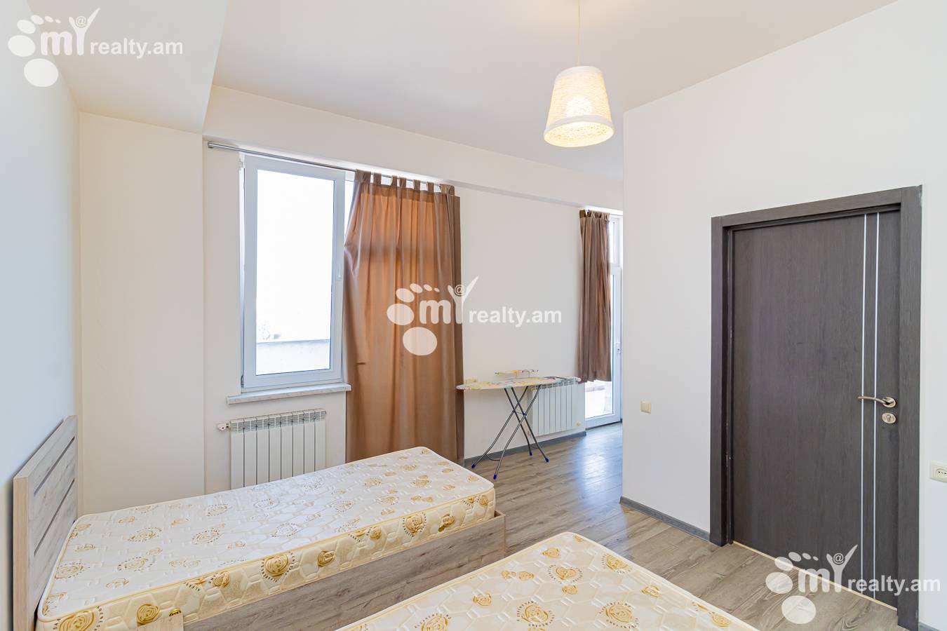 Снять 4 комнатную квартиру Давиташен 4 ый блок, Давташен Ереван, 153319