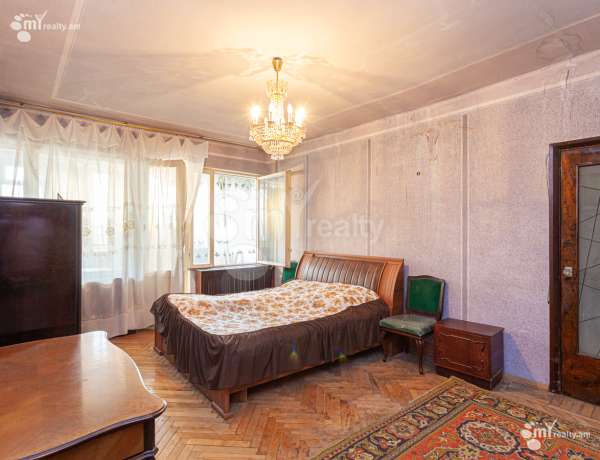 3-senyakanoc-bnakaran-vacharq-Yerevan-Arabkir