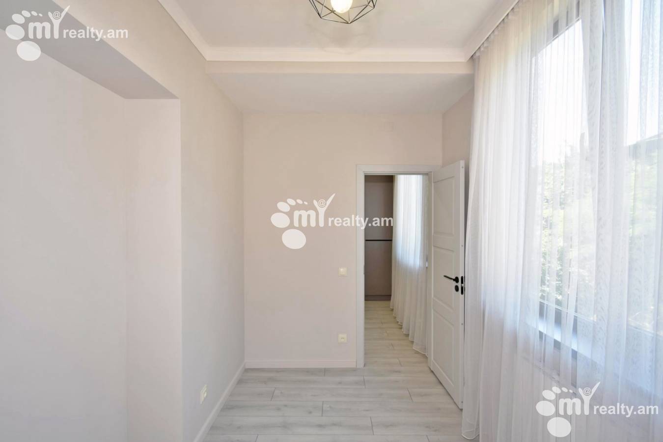 3 bedroom apartment for sale Vratsakan St, Arabkir Yerevan, 158692