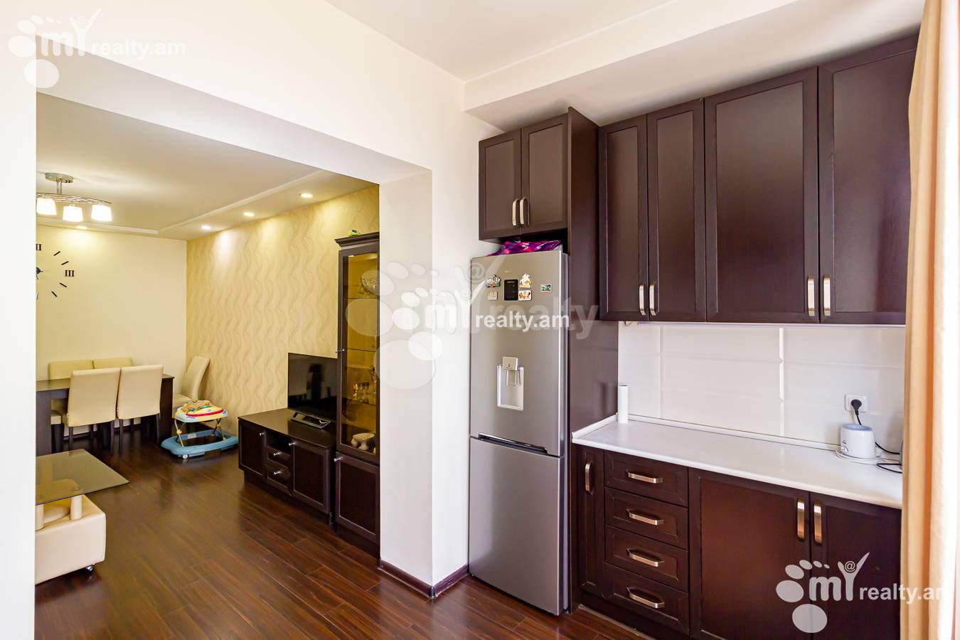 2 bedroom apartment for sale خیابان واهر. پاپازیان, عربگیر ایروان, 151424