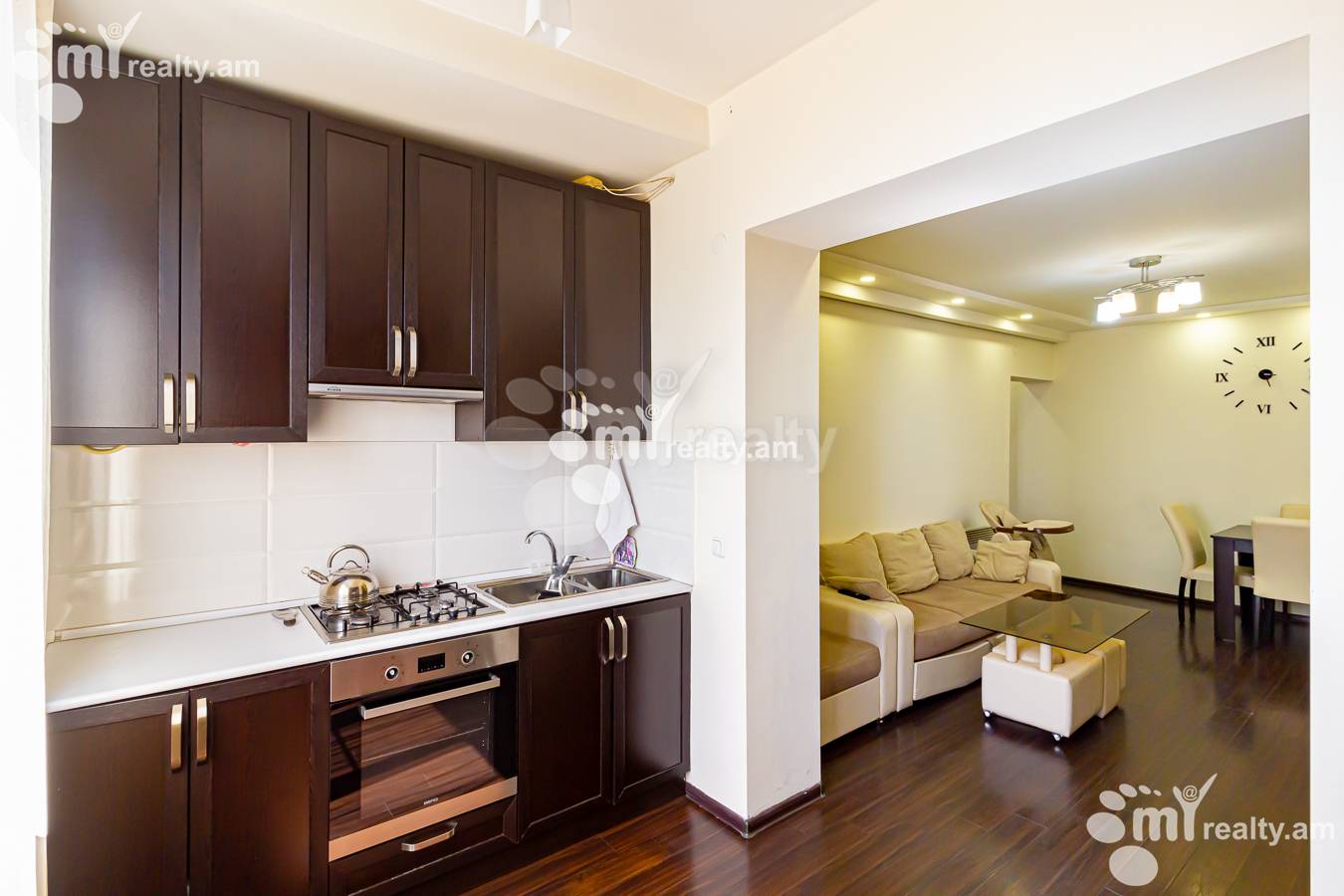 2 bedroom apartment for sale خیابان واهر. پاپازیان, عربگیر ایروان, 151424