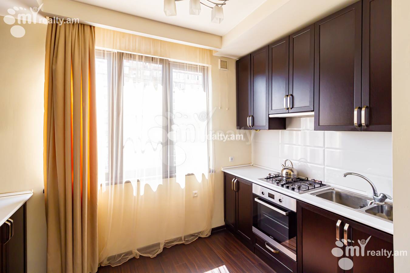 2 bedroom apartment for sale خیابان واهر. پاپازیان, عربگیر ایروان, 151424
