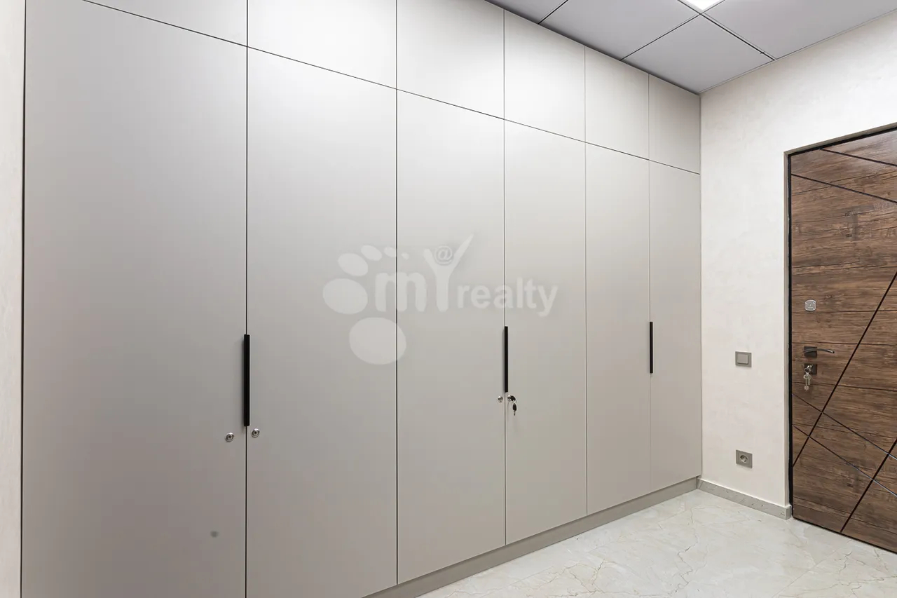 3 սենյականոց բնակարան վարձով Գրիբոեդովի փող, Արաբկիր Երևան, 158538