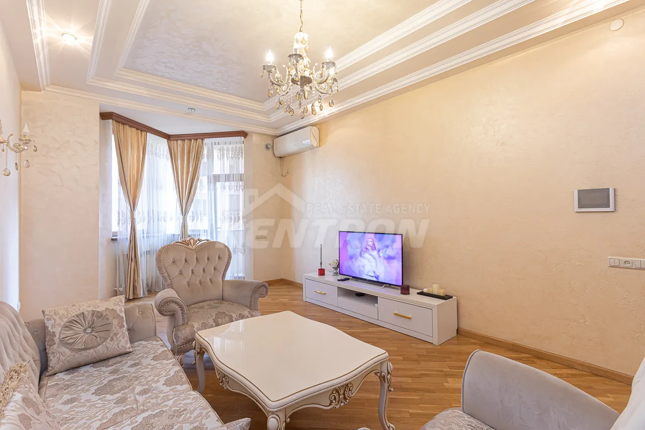 Снять 2 комнатную квартиру Арам ул, Центр Ереван, 159490