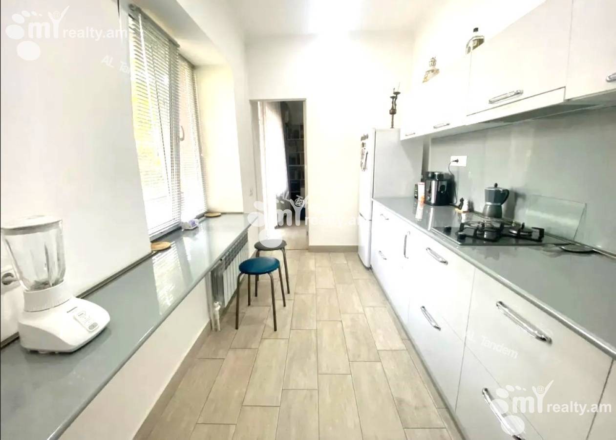 2 սենյականոց բնակարան  Խանջյան փող, Կենտրոն Երևան, 156683