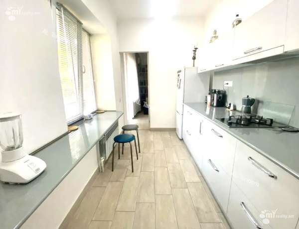 2-senyakanoc-bnakaran-vacharq-Yerevan-Center