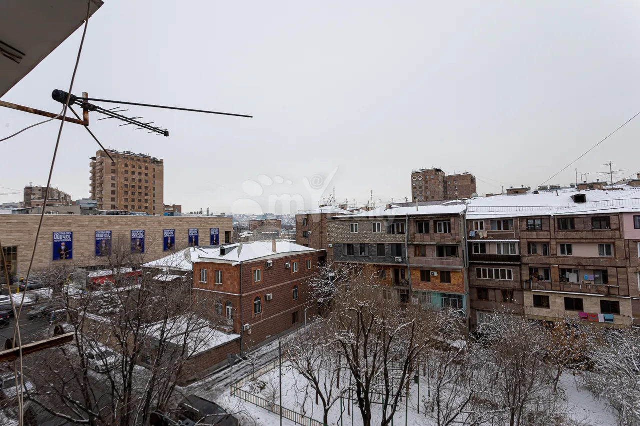 3 սենյականոց բնակարան  Սունդուկյան փող, Արաբկիր Երևան, 158588