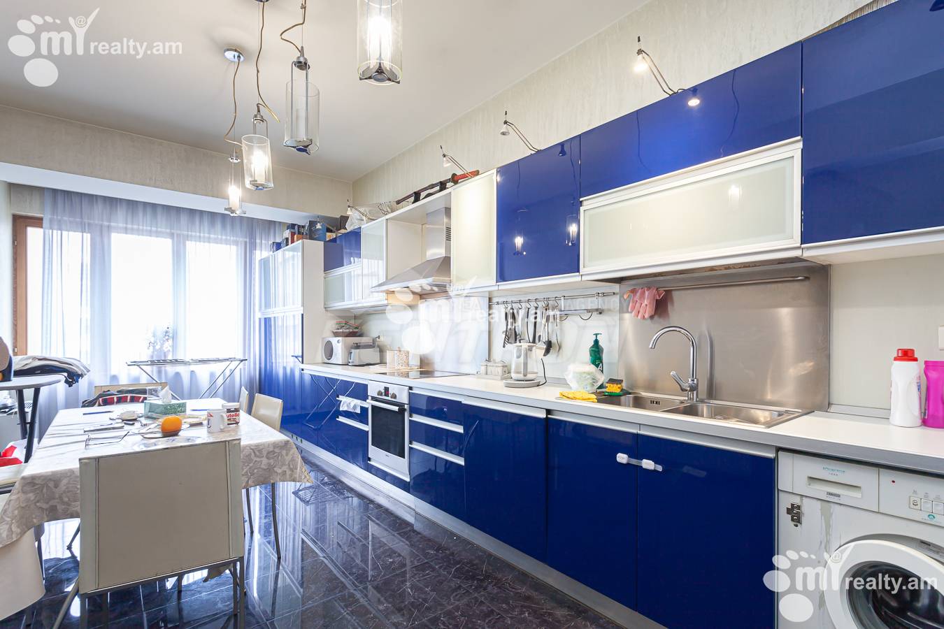 4 bedroom apartment for sale rue d'Amiryan, Center Yerevan, 155876