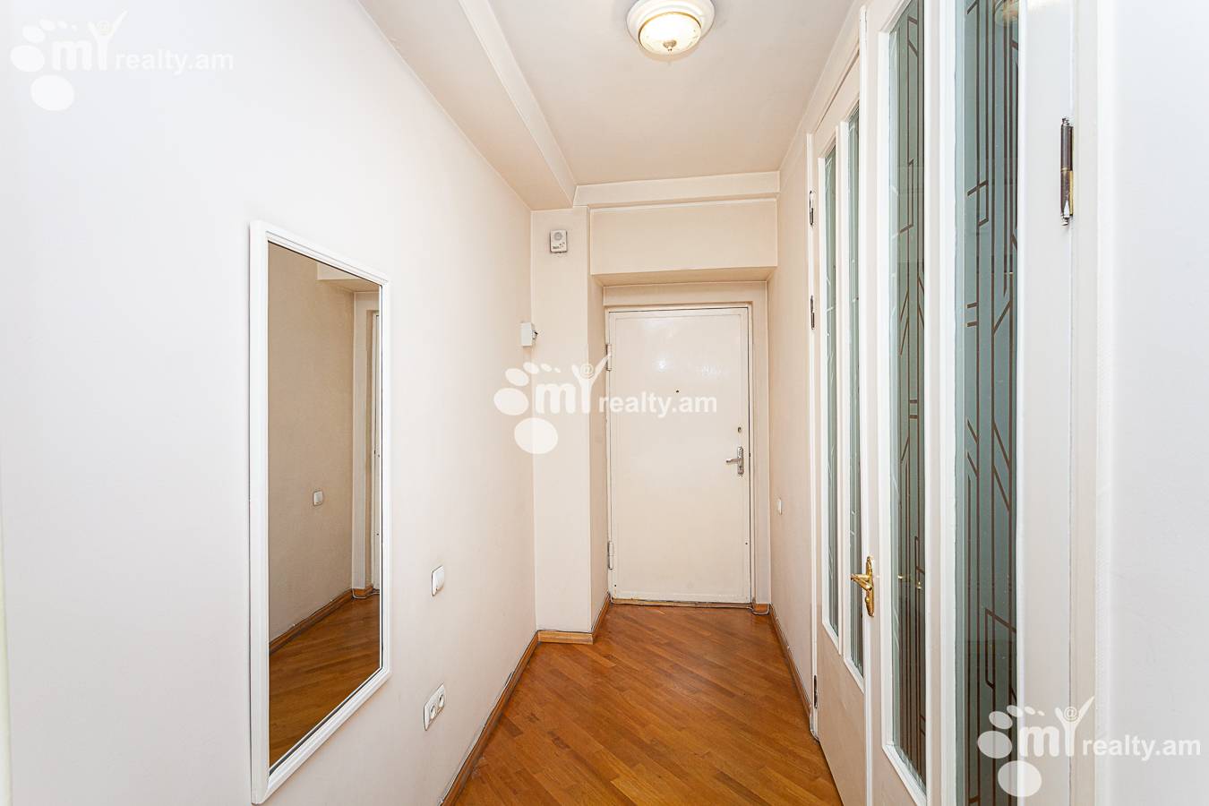 2 bedroom apartment for rent Amiryan St, Center Yerevan, 152041