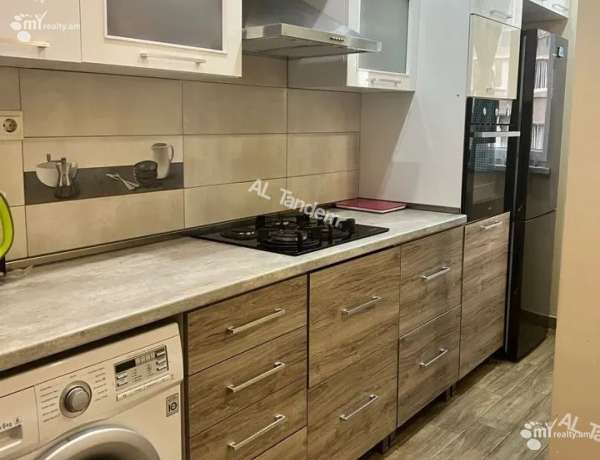 3-senyakanoc-bnakaran-vacharq-Yerevan-Center