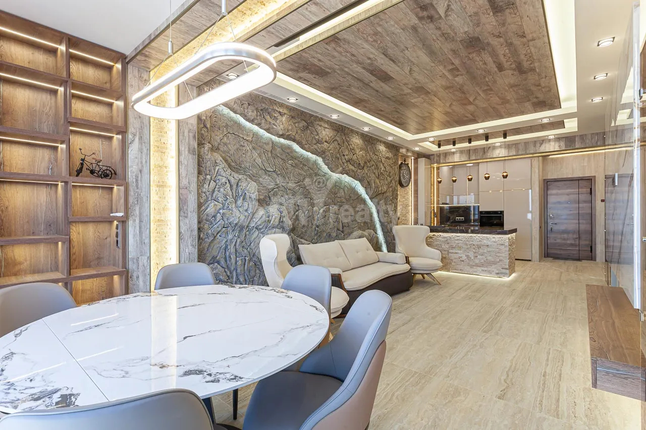 2 սենյականոց բնակարան  Կոմիտասի պող, Արաբկիր Երևան, 160001