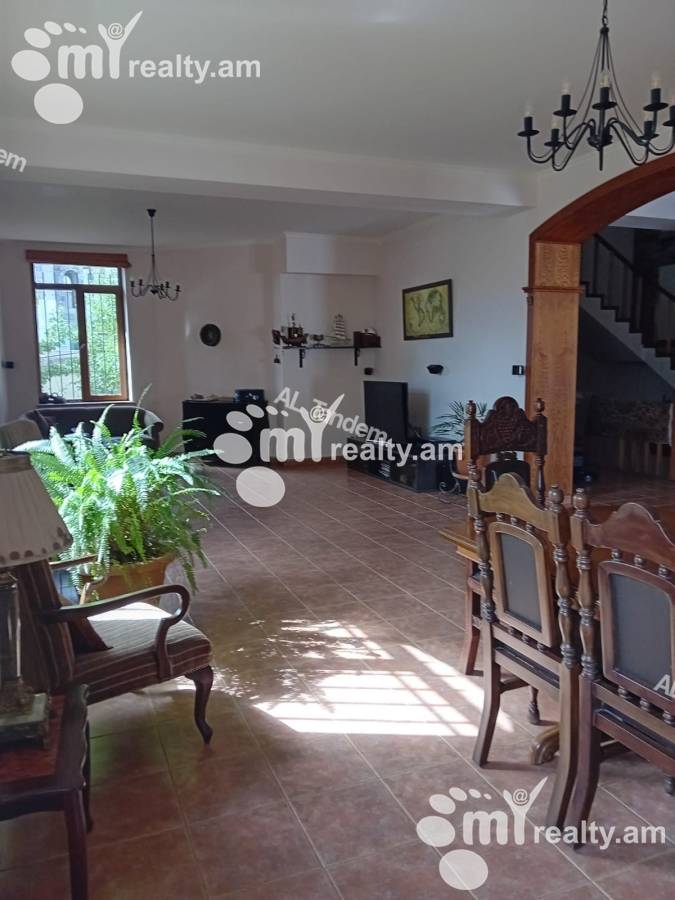House for sale Tsarav Aghbyur St, Awan Yerevan, 156742