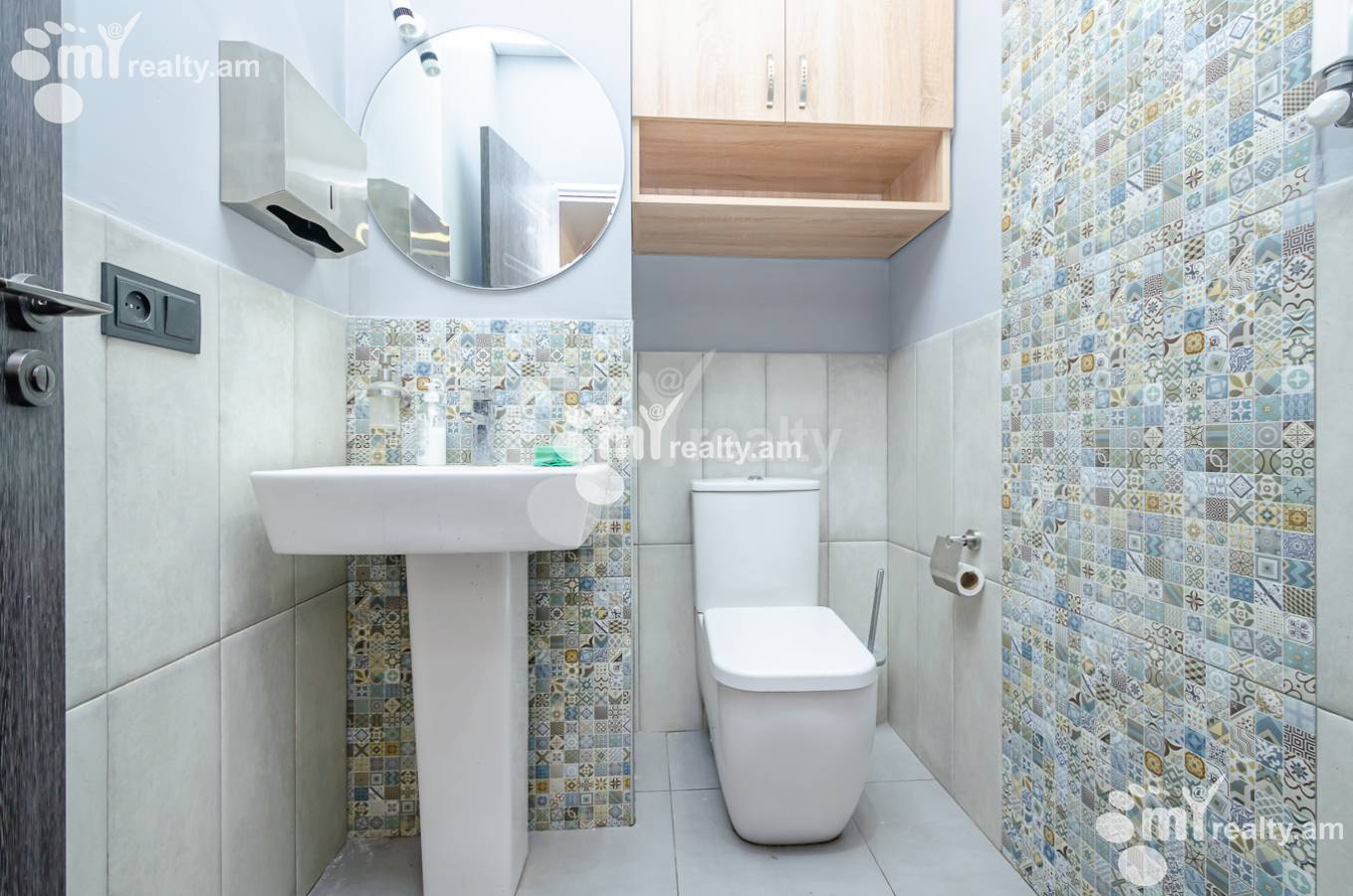 Commercial for rent خیابان ن. زاریان, عربگیر ایروان, 152741