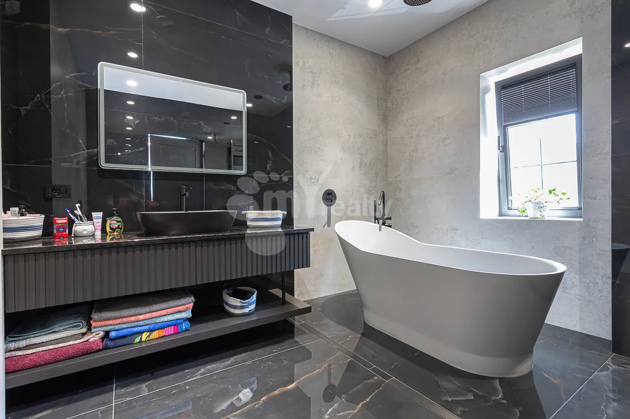 House for sale Duryan disrtict, Awan Yerevan, 157379